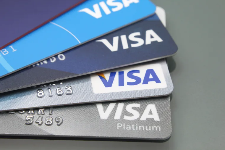 Поддержка программы привилегий Visa