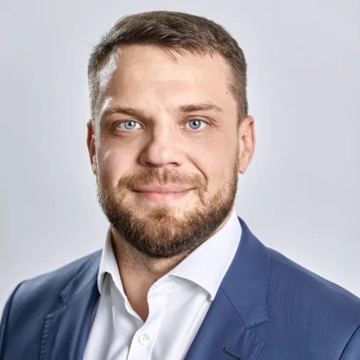 Иван Викторов